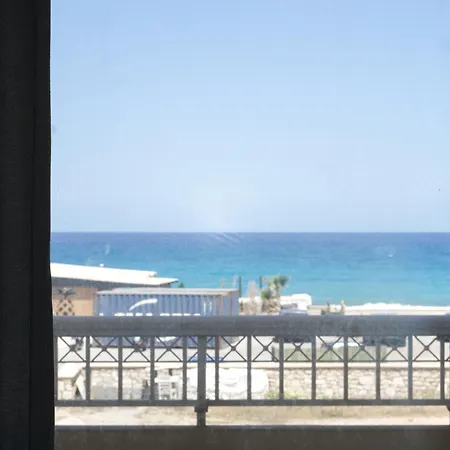 דירה Sea View אדליאנוס קומפוס